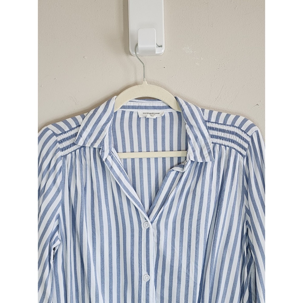 Womens Striped Tie Front Button Down Shirt Small Casual Classic Resort Wear Chic - Picture 3 of 6